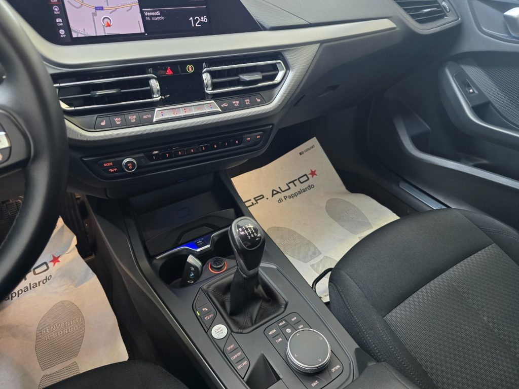 BMW 116 d 5p. Business Advantage - 19