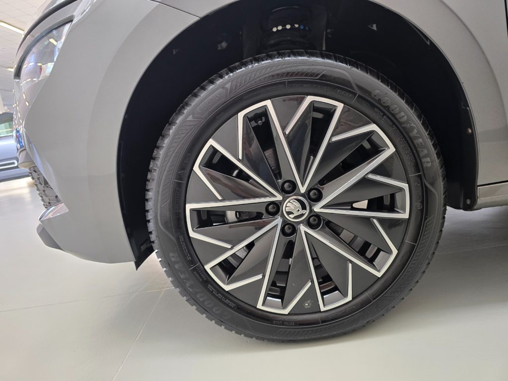 SKODA Kamiq 1.0 TSI Ambition - 16