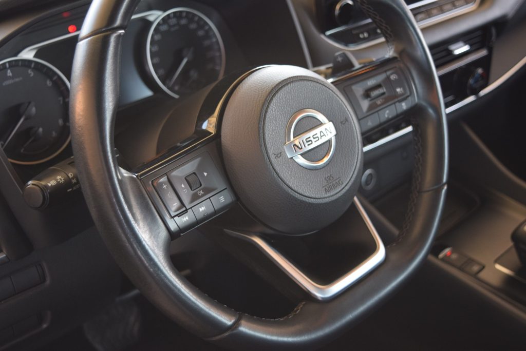 NISSAN Qashqai 1.3 MHEV Xtronic Business 158 CV - 18