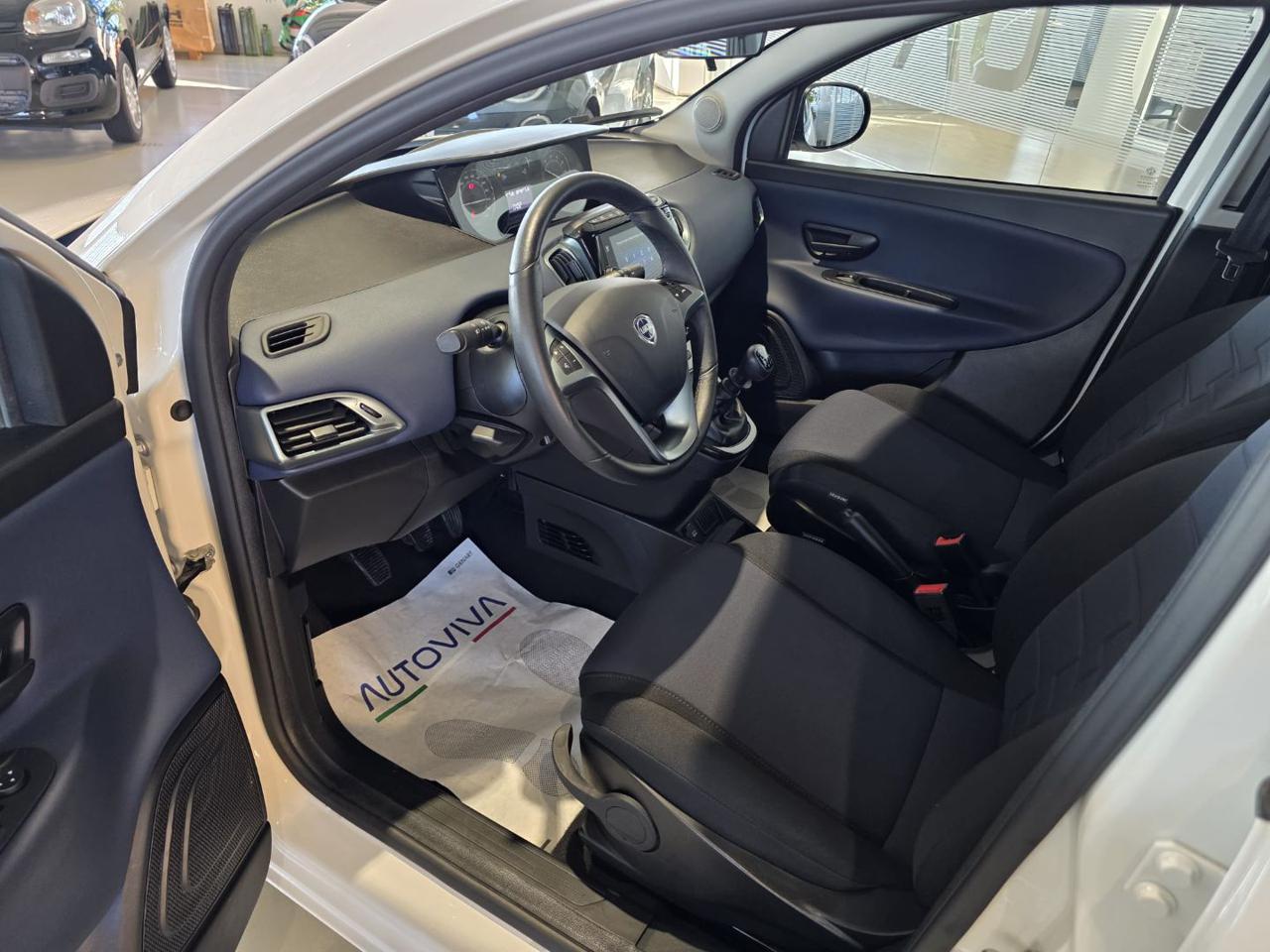 LANCIA Ypsilon 1.0 FireFly 5 porte S&S Hybrid Platino - 12