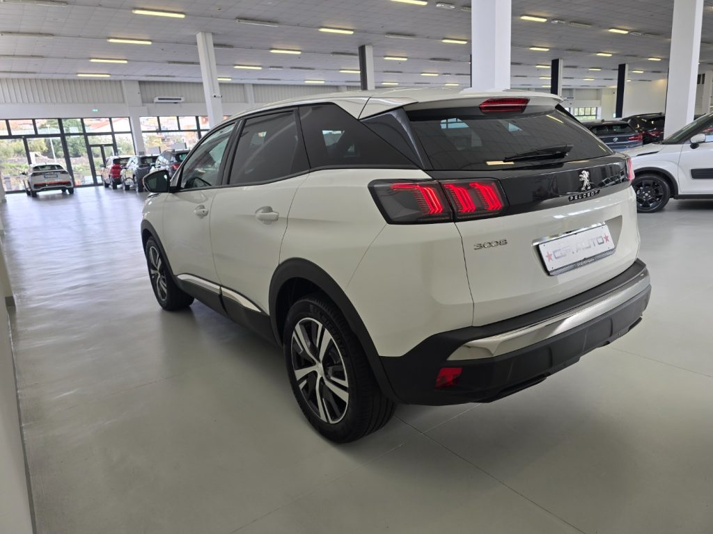 PEUGEOT 3008 PureTech Turbo 130 S&S Allure Pack - 5