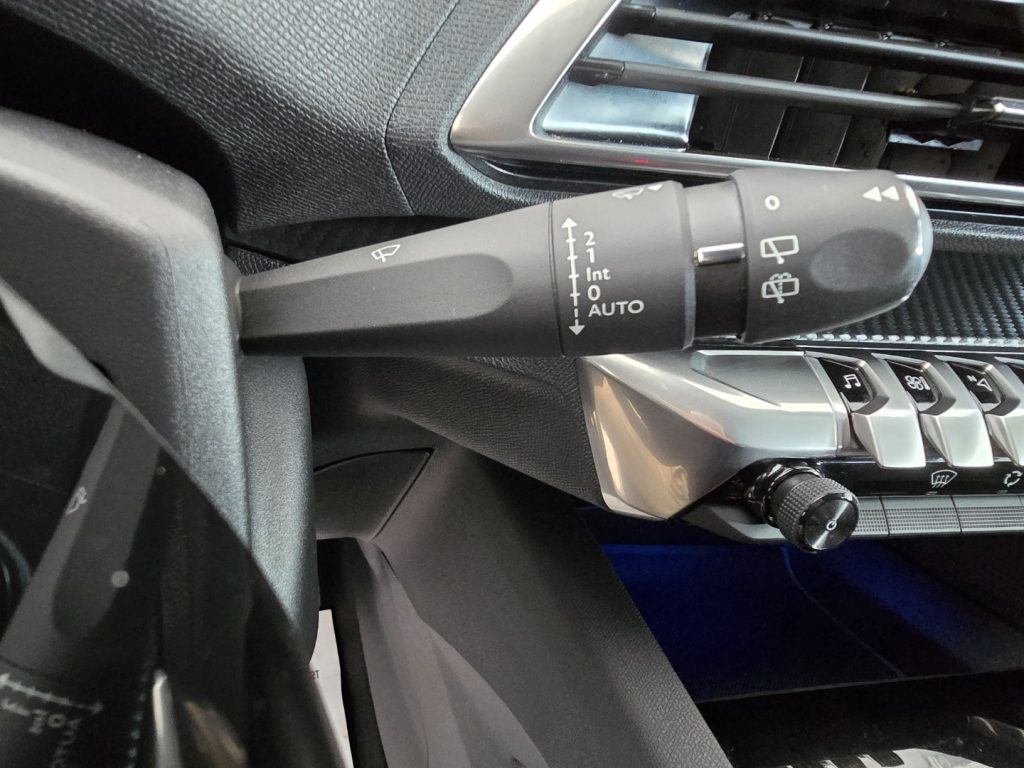 PEUGEOT 3008 PureTech Turbo 130 S&S Allure Pack - 15