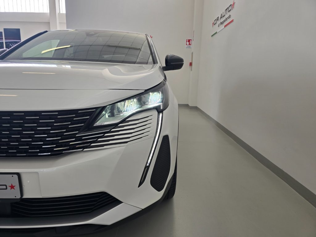 PEUGEOT 3008 PureTech Turbo 130 S&S Allure Pack - 26