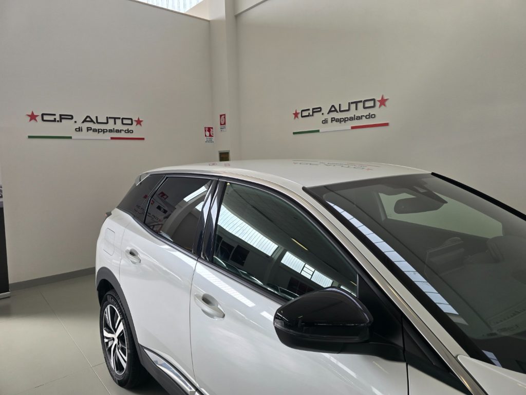 PEUGEOT 3008 PureTech Turbo 130 S&S Allure Pack - 28