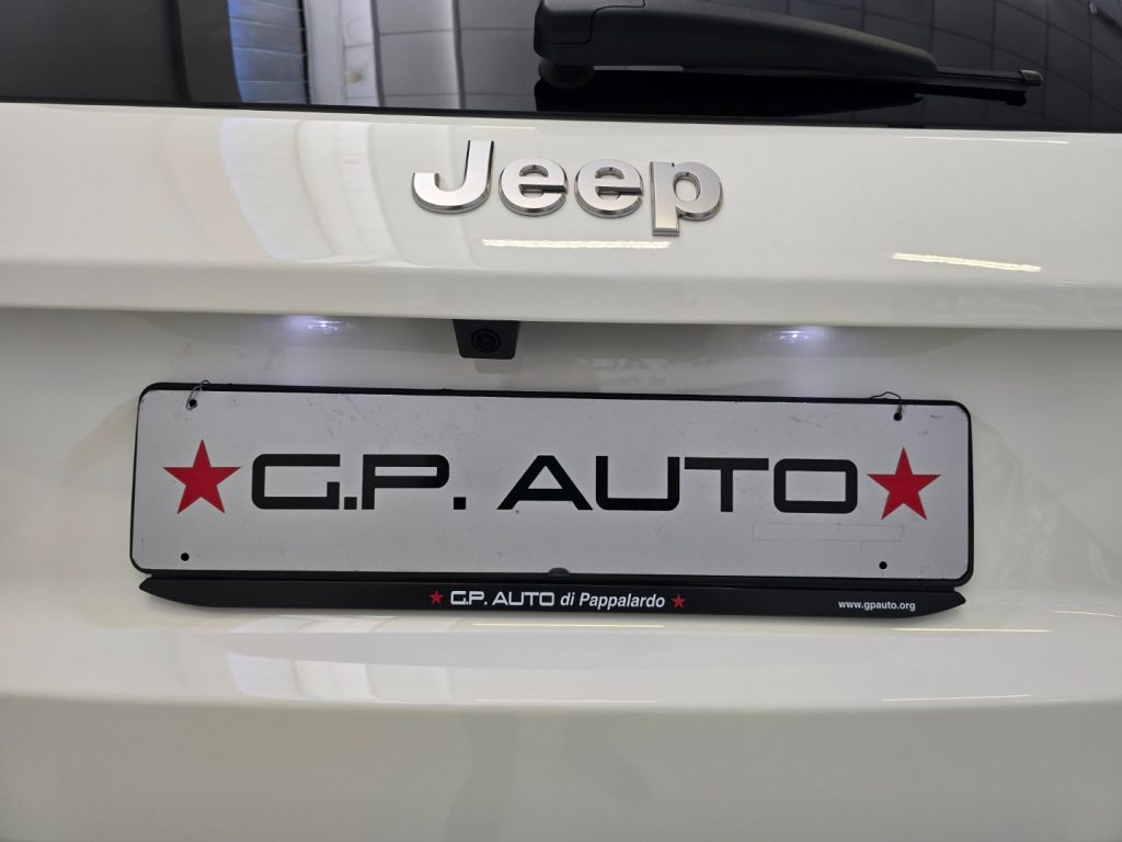 JEEP Avenger 1.2 Turbo 100 CV e-Hybrid Summit - 8