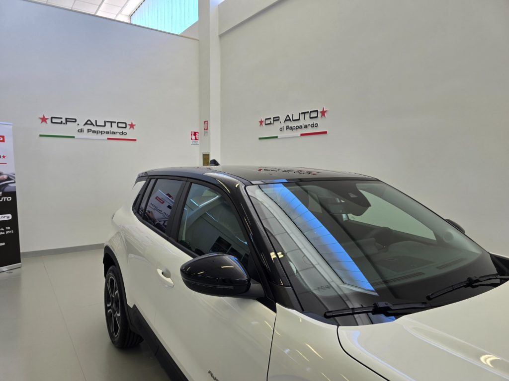 JEEP Avenger 1.2 Turbo 100 CV e-Hybrid Summit - 32