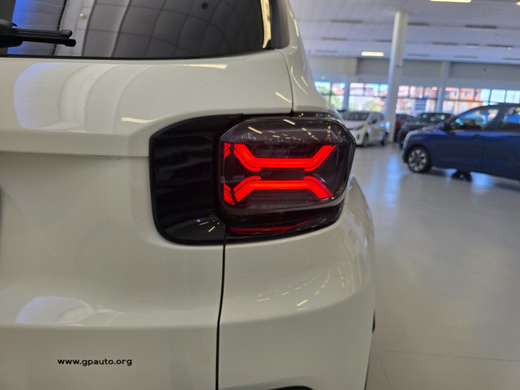 JEEP Avenger 1.2 Turbo 100 CV e-Hybrid Summit - 30