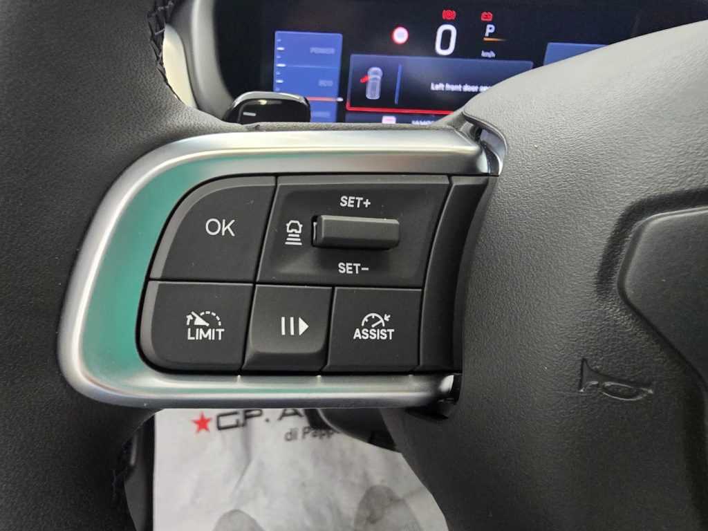 JEEP Avenger 1.2 Turbo 100 CV e-Hybrid Summit - 14