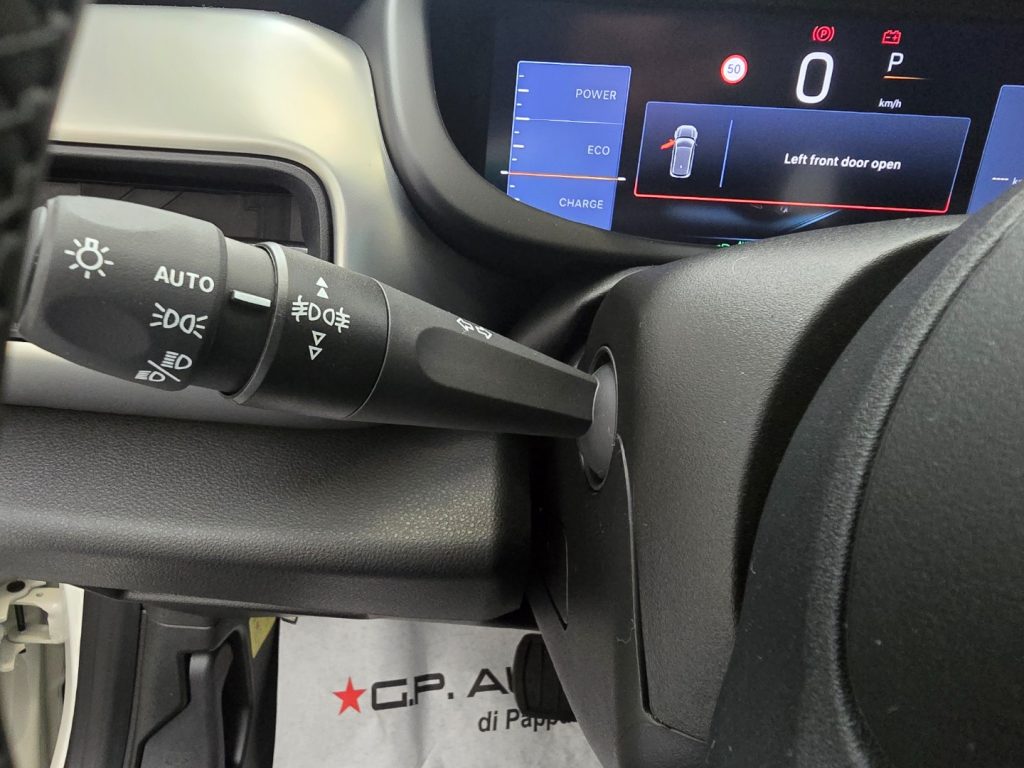 JEEP Avenger 1.2 Turbo 100 CV e-Hybrid Summit - 17