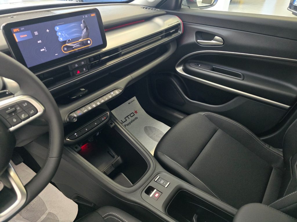 JEEP Avenger 1.2 Turbo 100 CV e-Hybrid Summit - 23