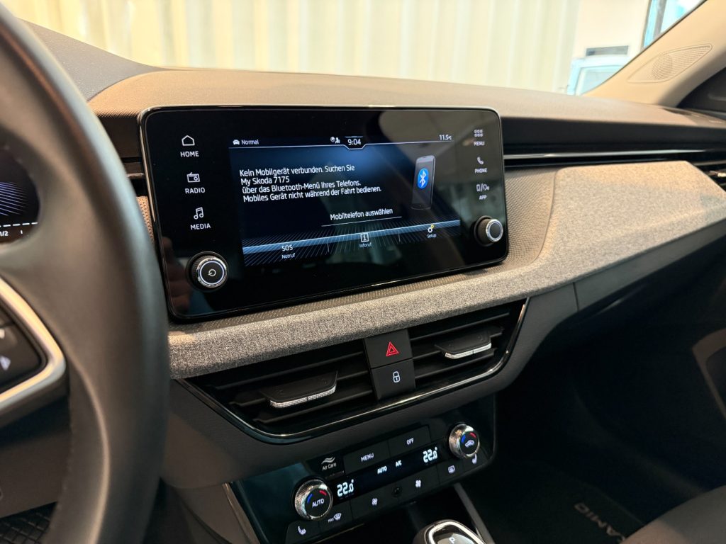 SKODA Kamiq 1.0 TSI DSG Black Dots Camera LED DAB+ Keyless - 14