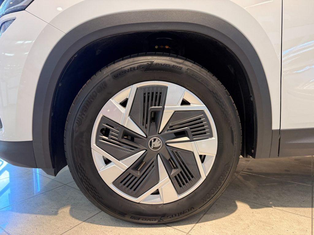 SKODA Kodiaq 2.0 TDI DSG 7P Executive DCC Navi LED ACC - 22