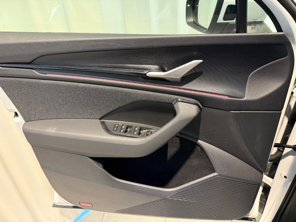 SKODA Kodiaq 2.0 TDI DSG 7P Executive DCC Navi LED ACC - 10