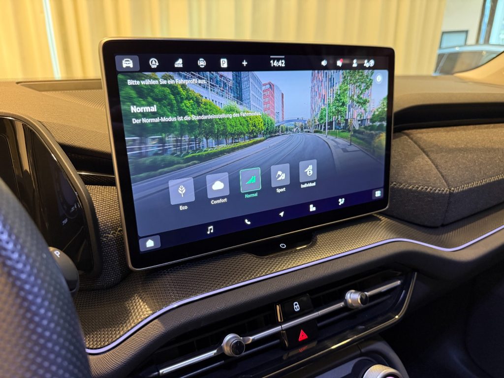 SKODA Kodiaq 2.0 TDI DSG 7P Executive DCC Navi LED ACC - 19