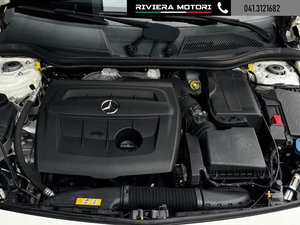 MERCEDES-BENZ A 180 CDI Premium - 14