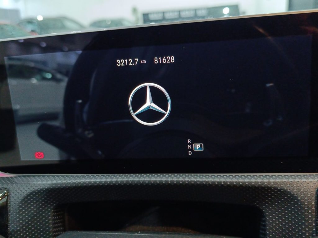 MERCEDES-BENZ A 180 d Automatic Sport - 17