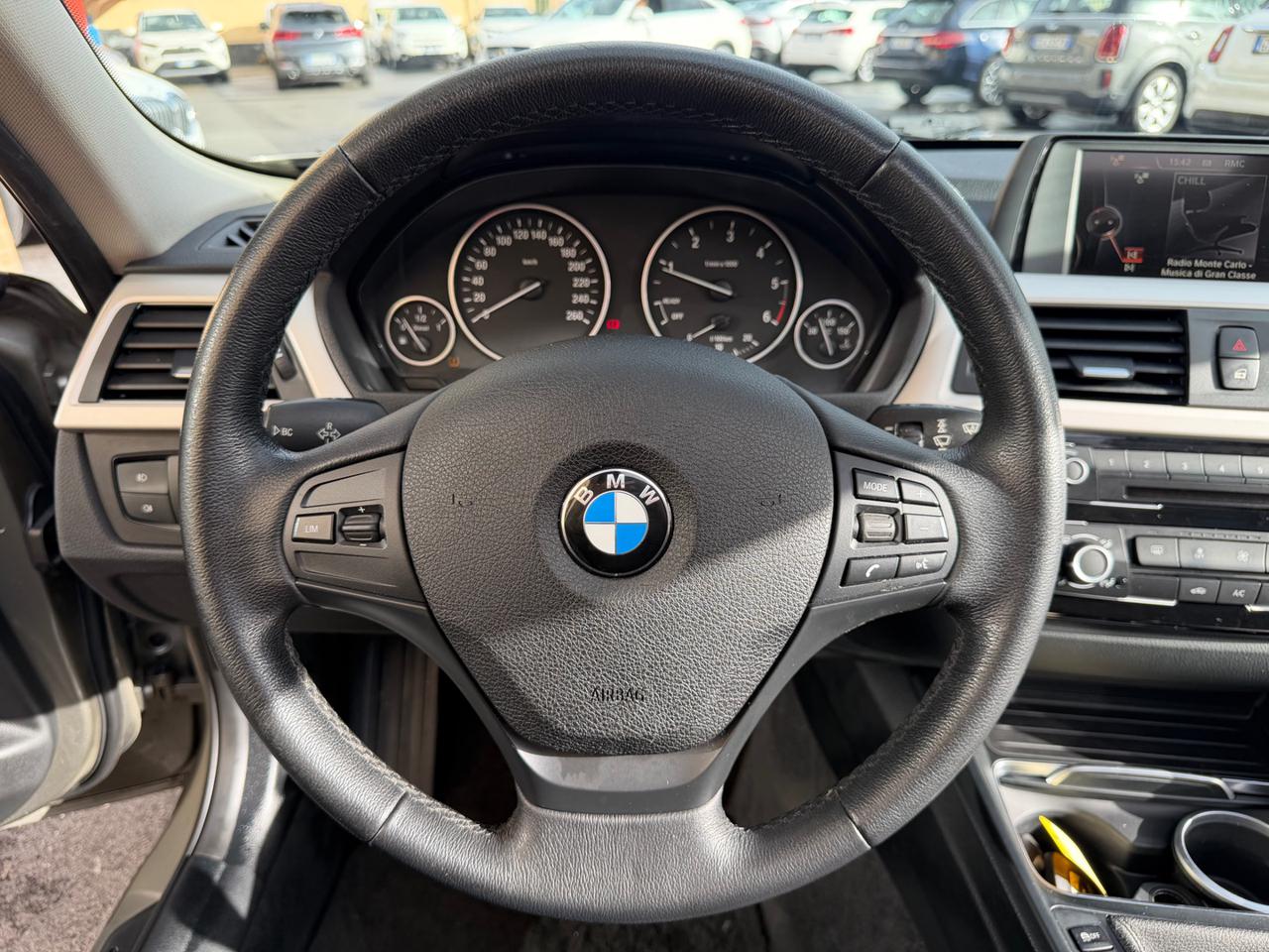 BMW 320 d Efficient Dynamics Touring Business Advantage - 14