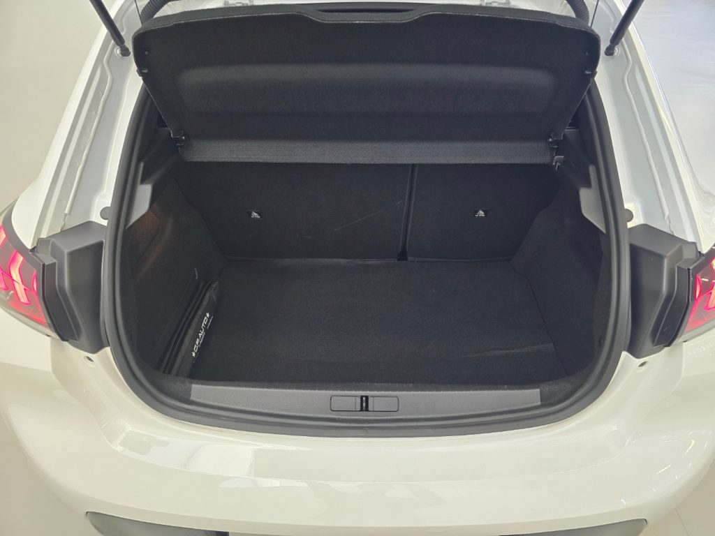 PEUGEOT 208 PureTech 100 5 porte GT line - 9