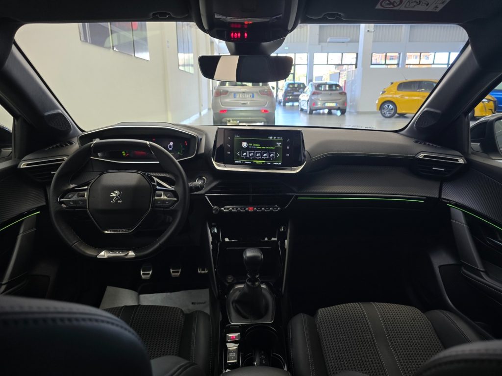 PEUGEOT 208 PureTech 100 5 porte GT line - 12