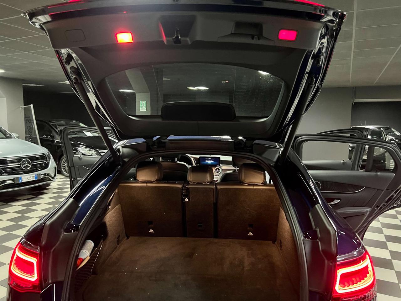 MERCEDES-BENZ GLC 300 e 4Matic EQ-Power Coupé Premium - 22