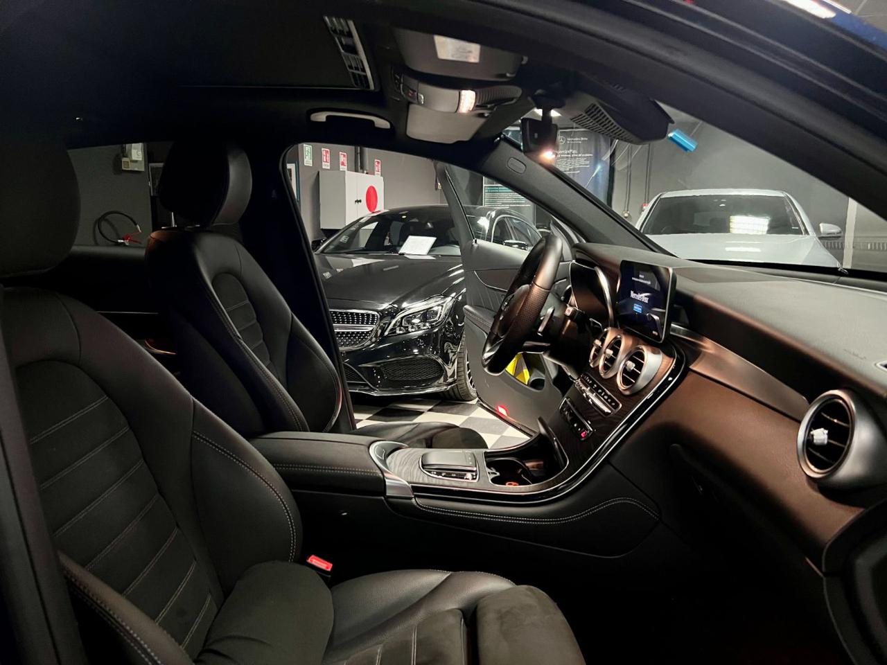 MERCEDES-BENZ GLC 300 e 4Matic EQ-Power Coupé Premium - 18