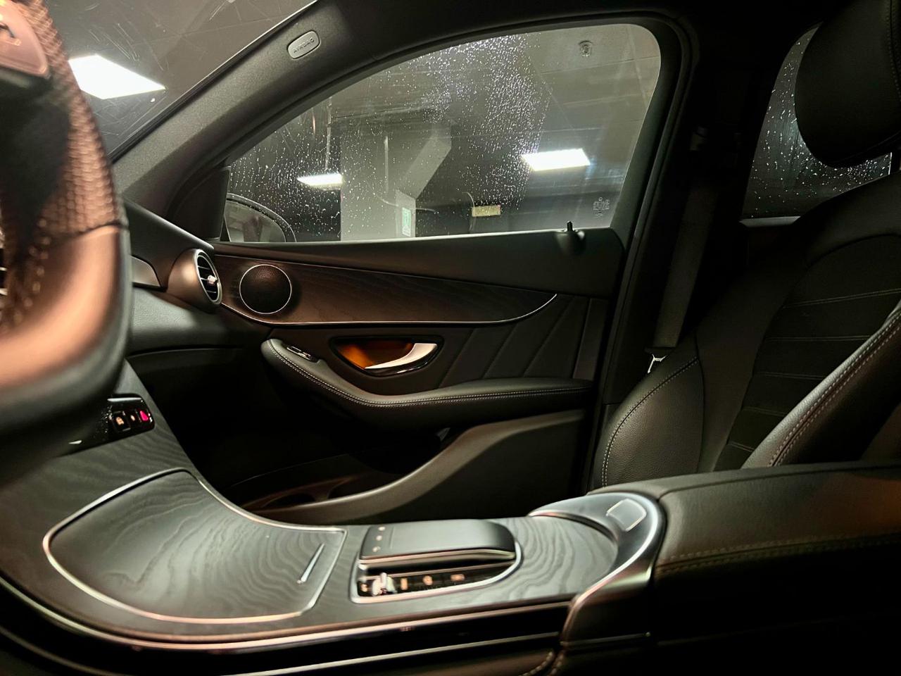 MERCEDES-BENZ GLC 300 e 4Matic EQ-Power Coupé Premium - 25