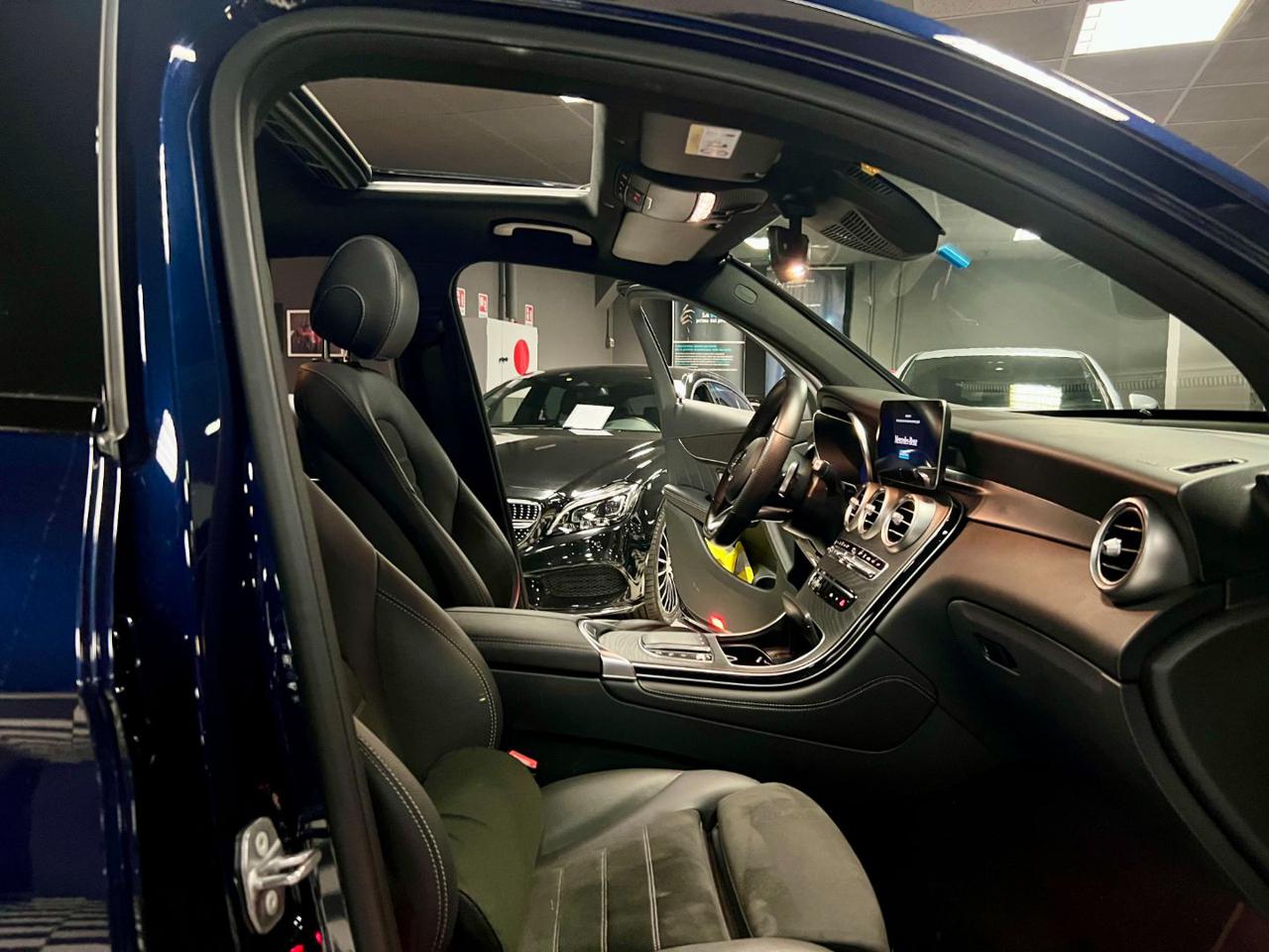 MERCEDES-BENZ GLC 300 e 4Matic EQ-Power Coupé Premium - 17