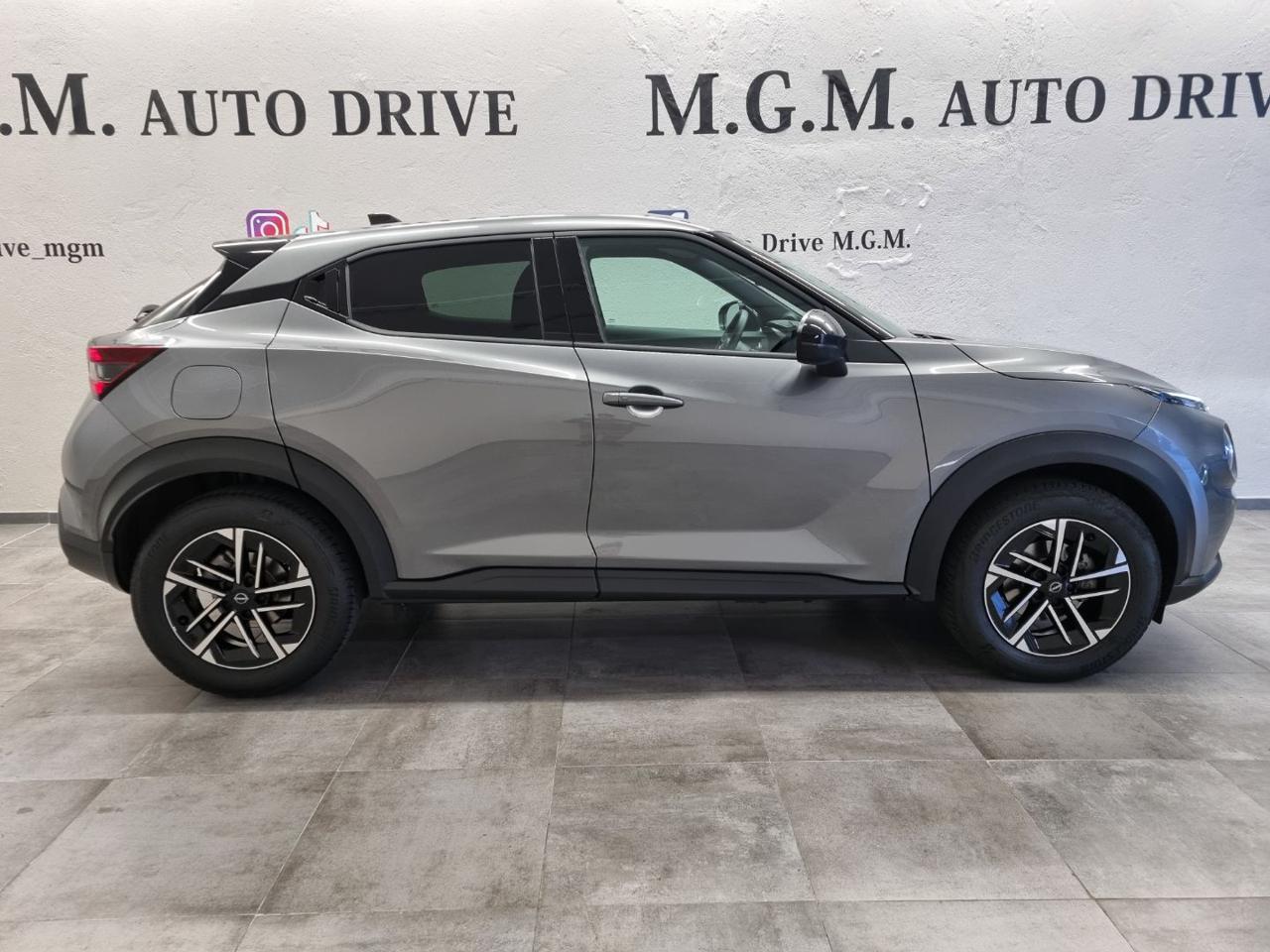 NISSAN Juke 1.0 DIG-T 114 CV Acenta Look Pack - 4