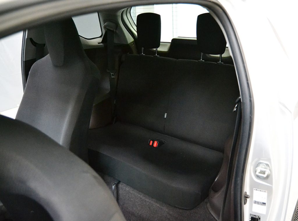 TOYOTA iQ 1.0 Automatica Unico Proprietario Ok Neopatentati - 4