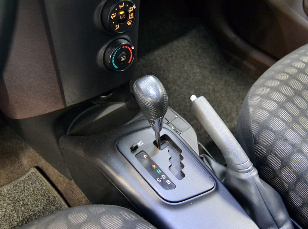 TOYOTA iQ 1.0 Automatica Unico Proprietario Ok Neopatentati - 6