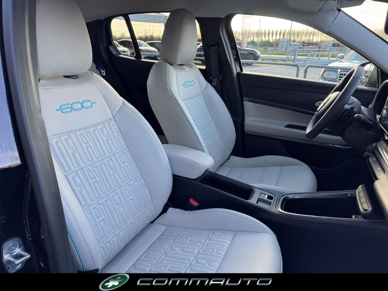 FIAT 600 Hybrid 101 CV DCT MHEV La Prima - 21