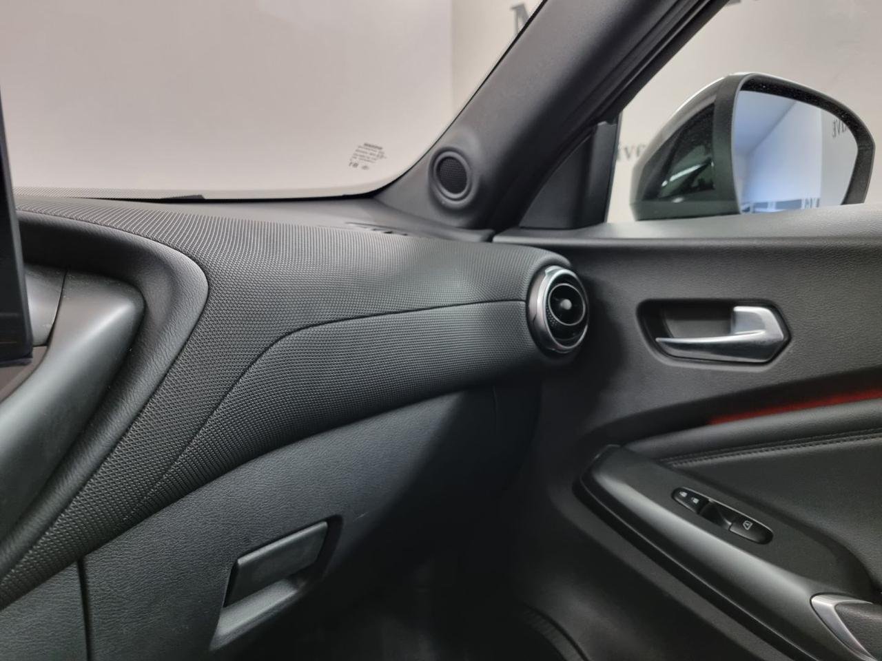 NISSAN Juke 1.0 DIG-T 114 CV DCT N-Connecta - 32