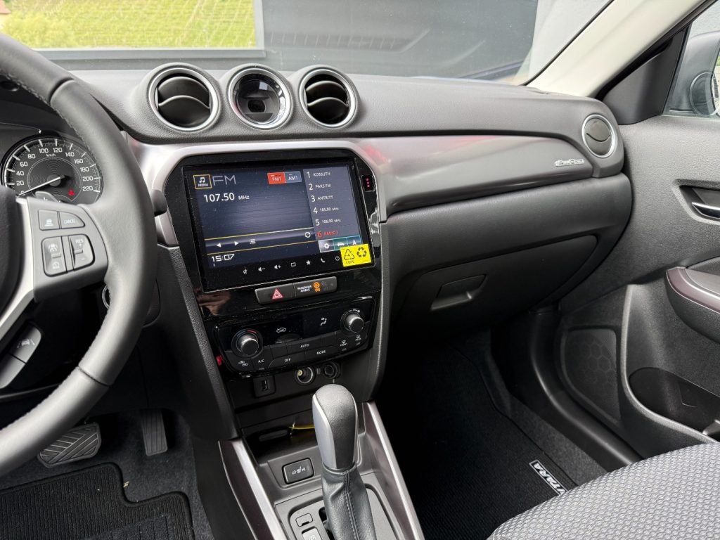 SUZUKI Vitara 1.4 Hybrid Aut. 4WD AllGrip Comfort Camera DAB+ - 9