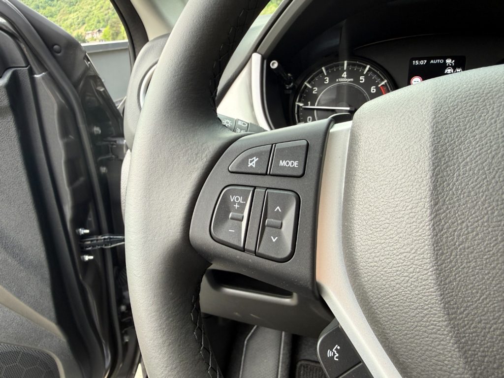 SUZUKI Vitara 1.4 Hybrid Aut. 4WD AllGrip Comfort Camera DAB+ - 11