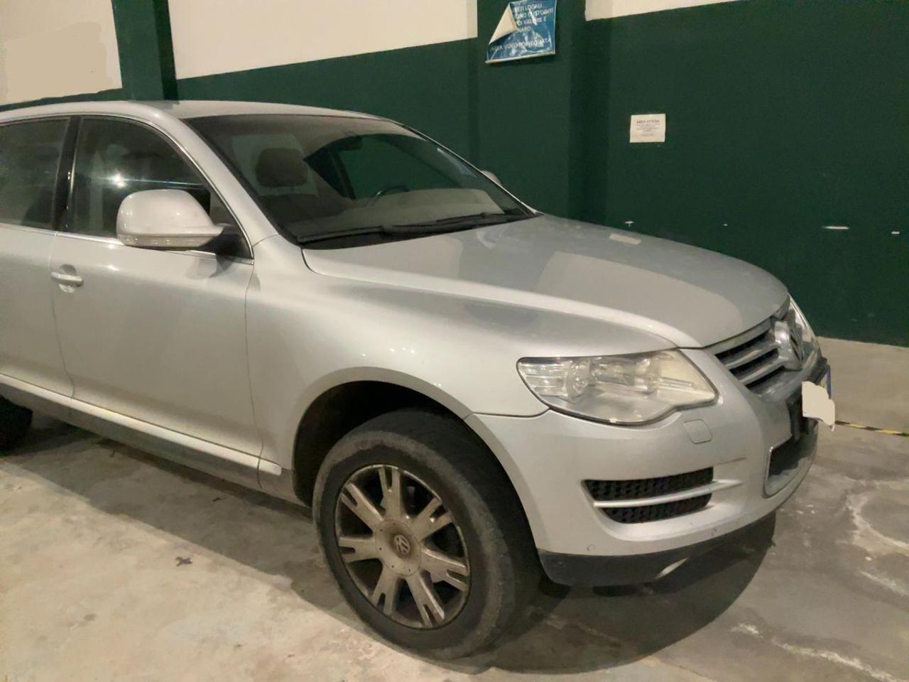 VOLKSWAGEN Touareg 2.5 R5 TDI DPF Exclusive - 4