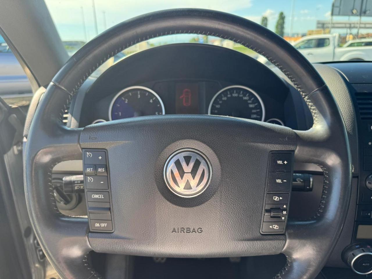 VOLKSWAGEN Touareg 2.5 R5 TDI DPF Exclusive - 10