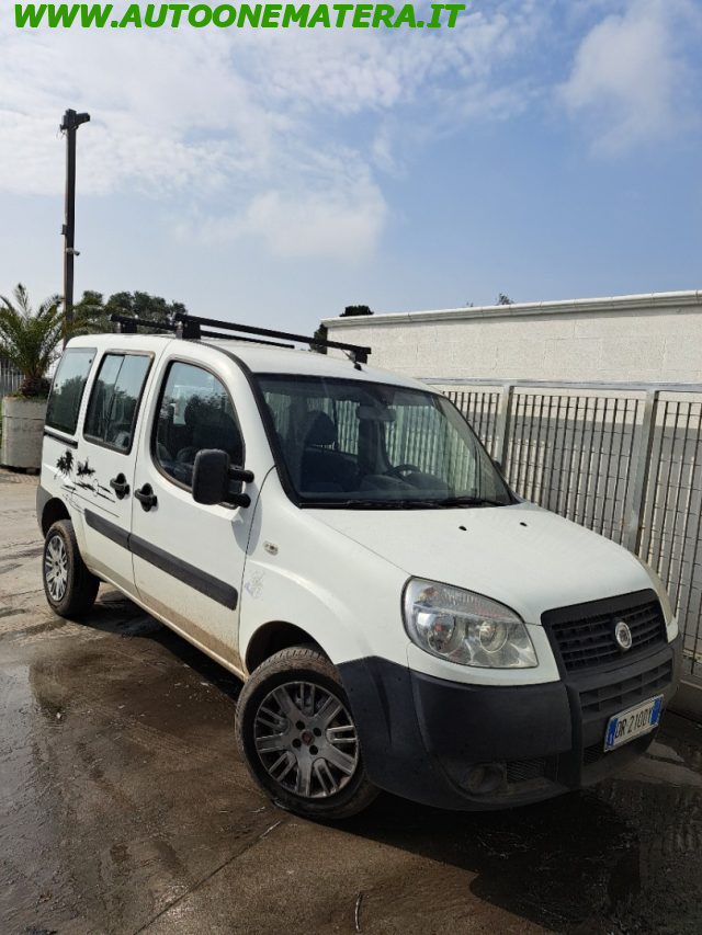 FIAT Doblo Bianco pastello