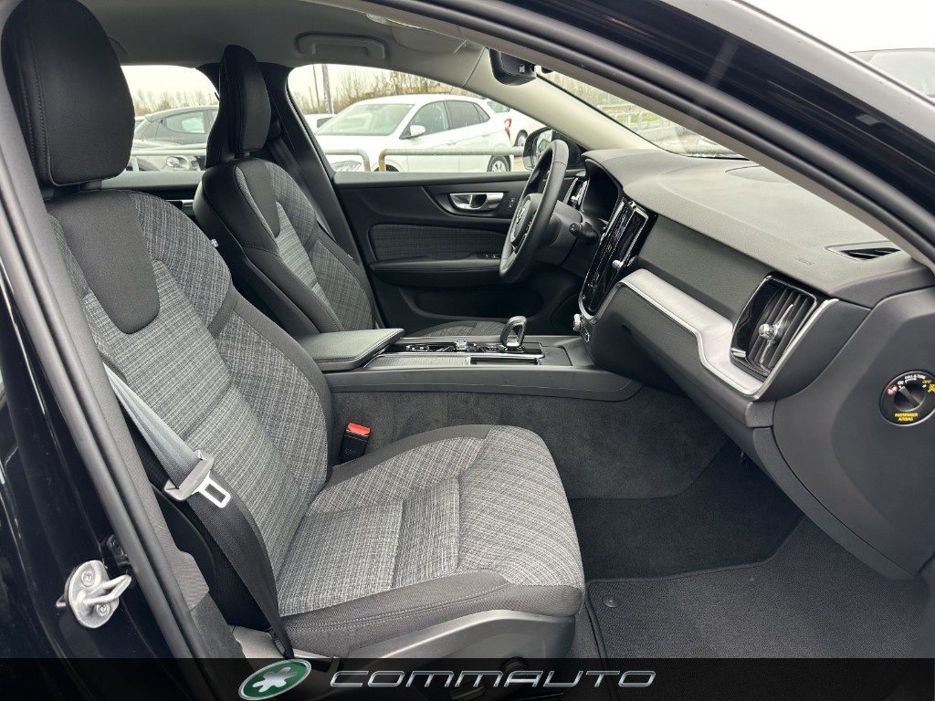 VOLVO V60 Cross Country B4 (d) AWD automatico Core - 20