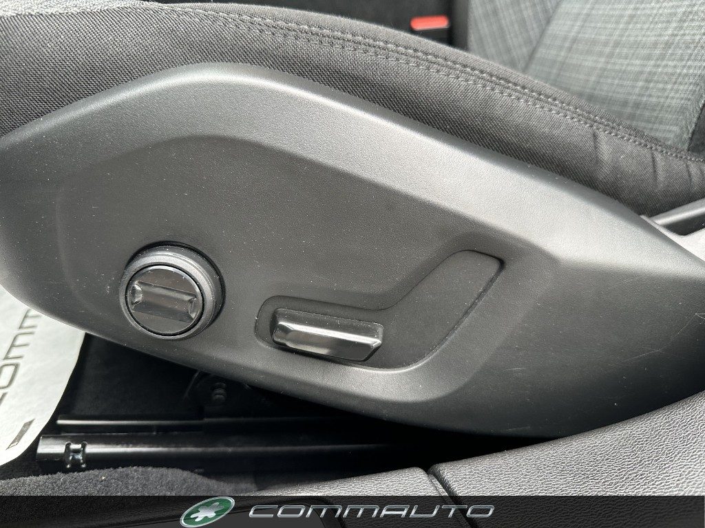 VOLVO V60 Cross Country B4 (d) AWD automatico Core - 14