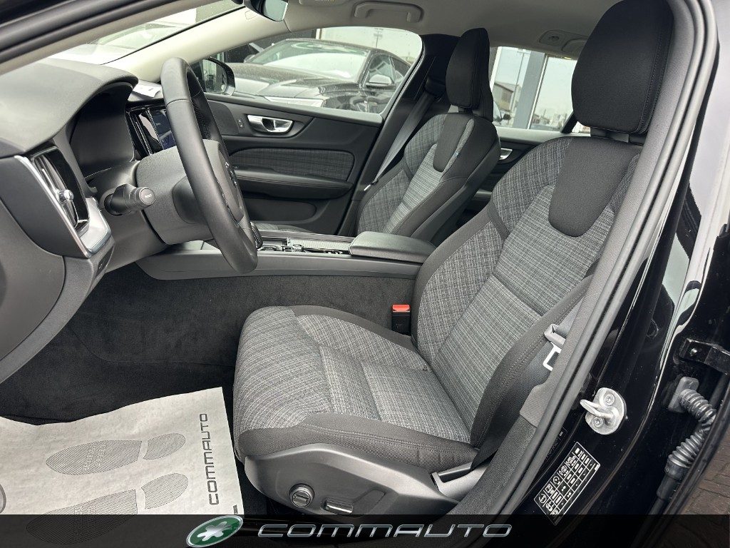 VOLVO V60 Cross Country B4 (d) AWD automatico Core - 6