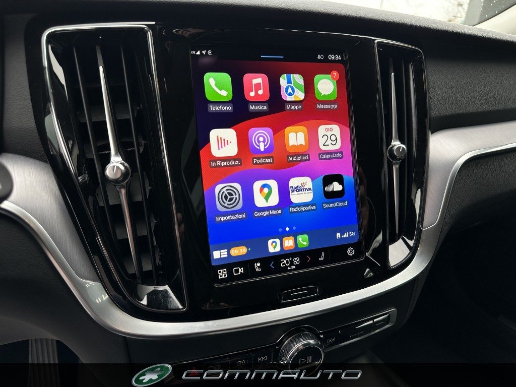 VOLVO V60 Cross Country B4 (d) AWD automatico Core - 12