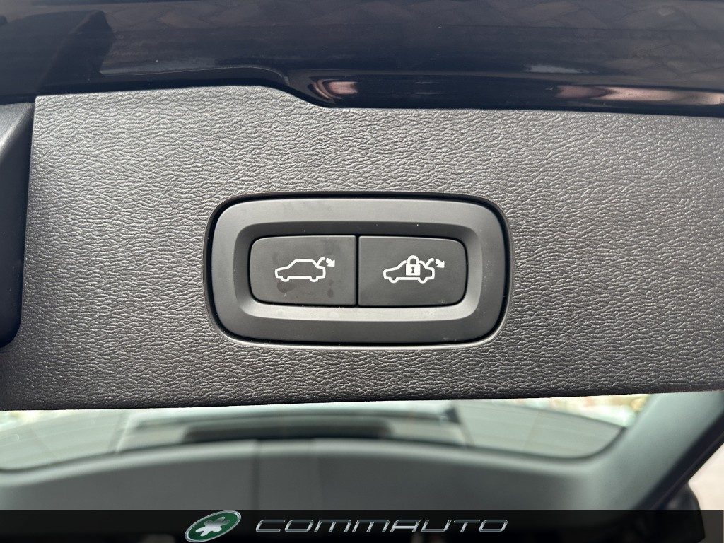 VOLVO V60 Cross Country B4 (d) AWD automatico Core - 18