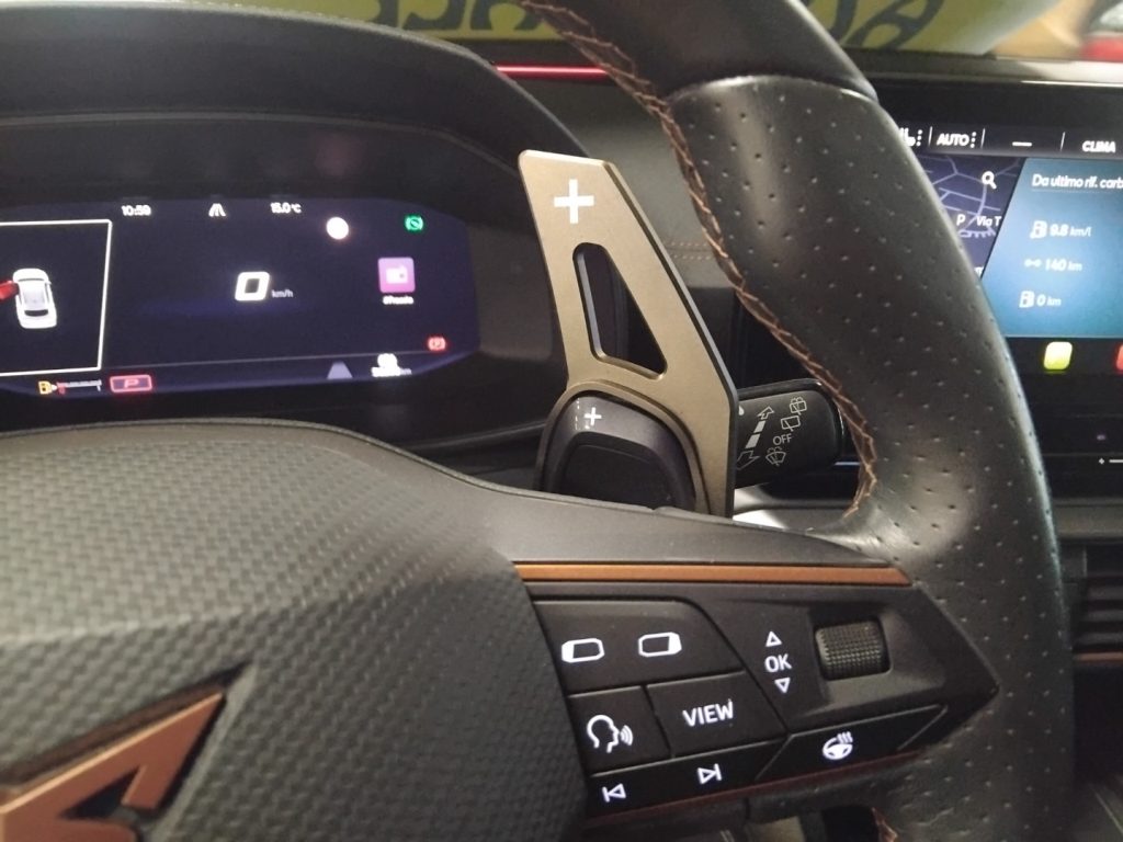 CUPRA Formentor 2.0 TSI 4Drive DSG 19 VIDEO BUCKET - 14