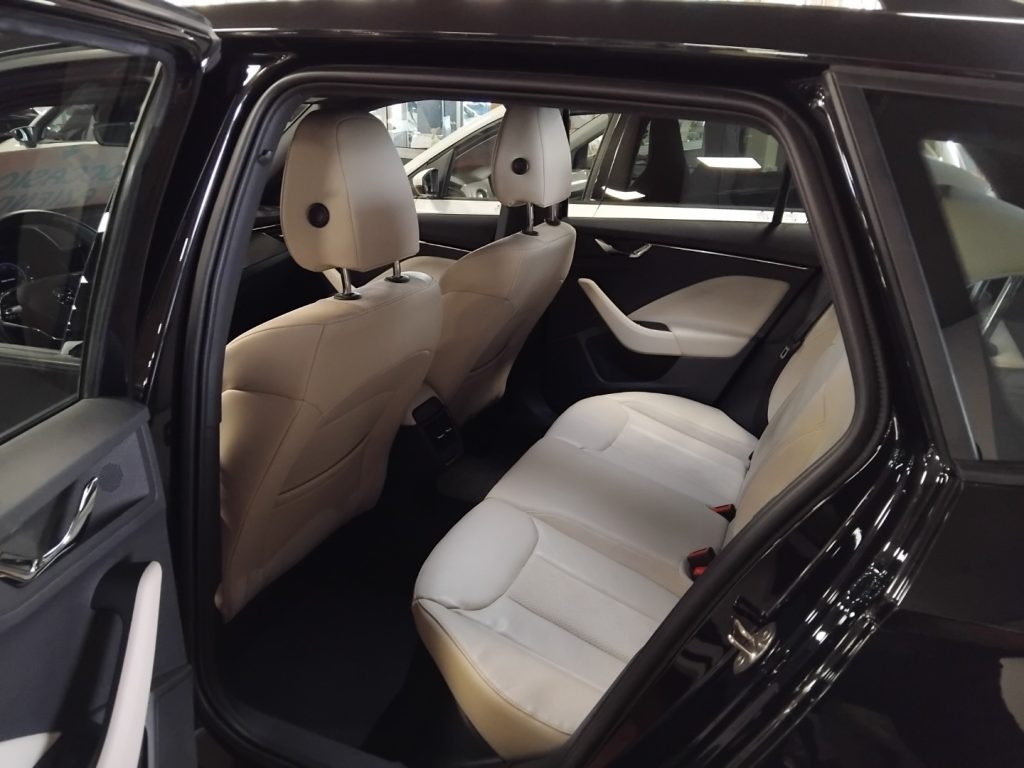 SKODA Kamiq 1.5 TSI ACT Style DSG PELLE VIDEO - 6