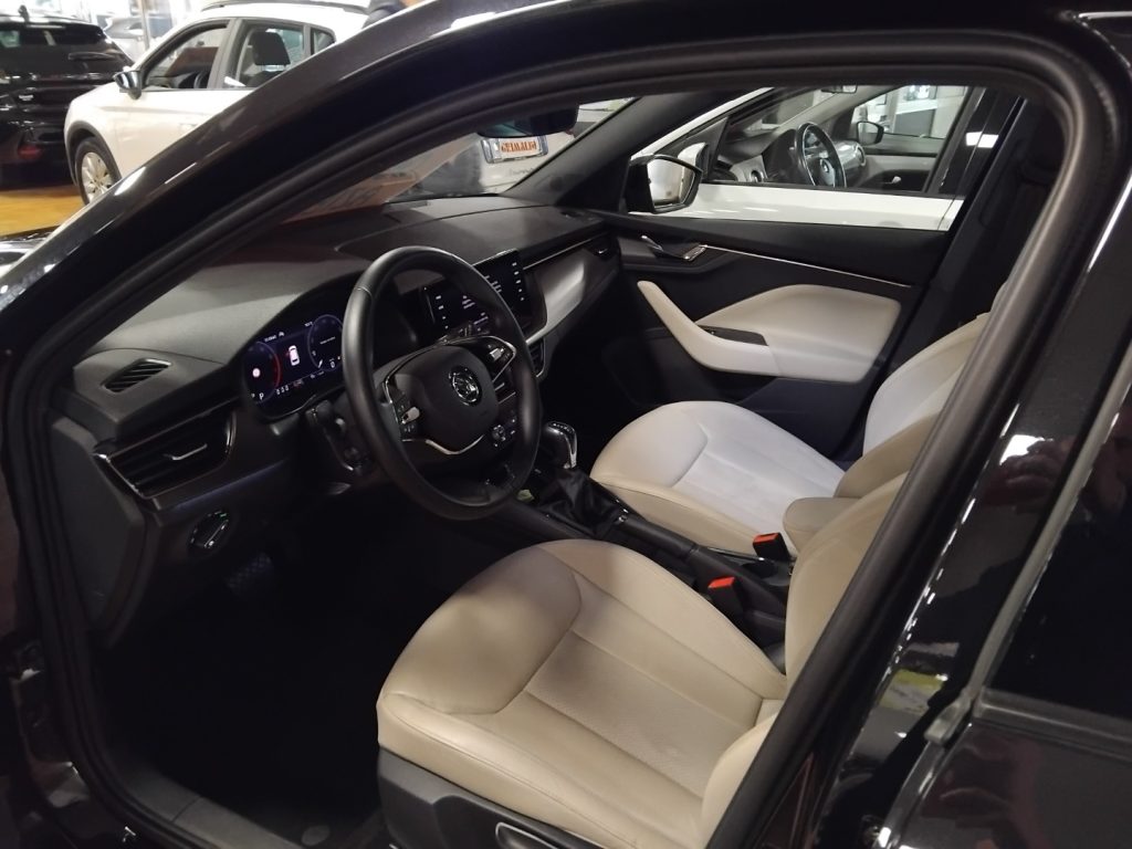 SKODA Kamiq 1.5 TSI ACT Style DSG PELLE VIDEO - 13