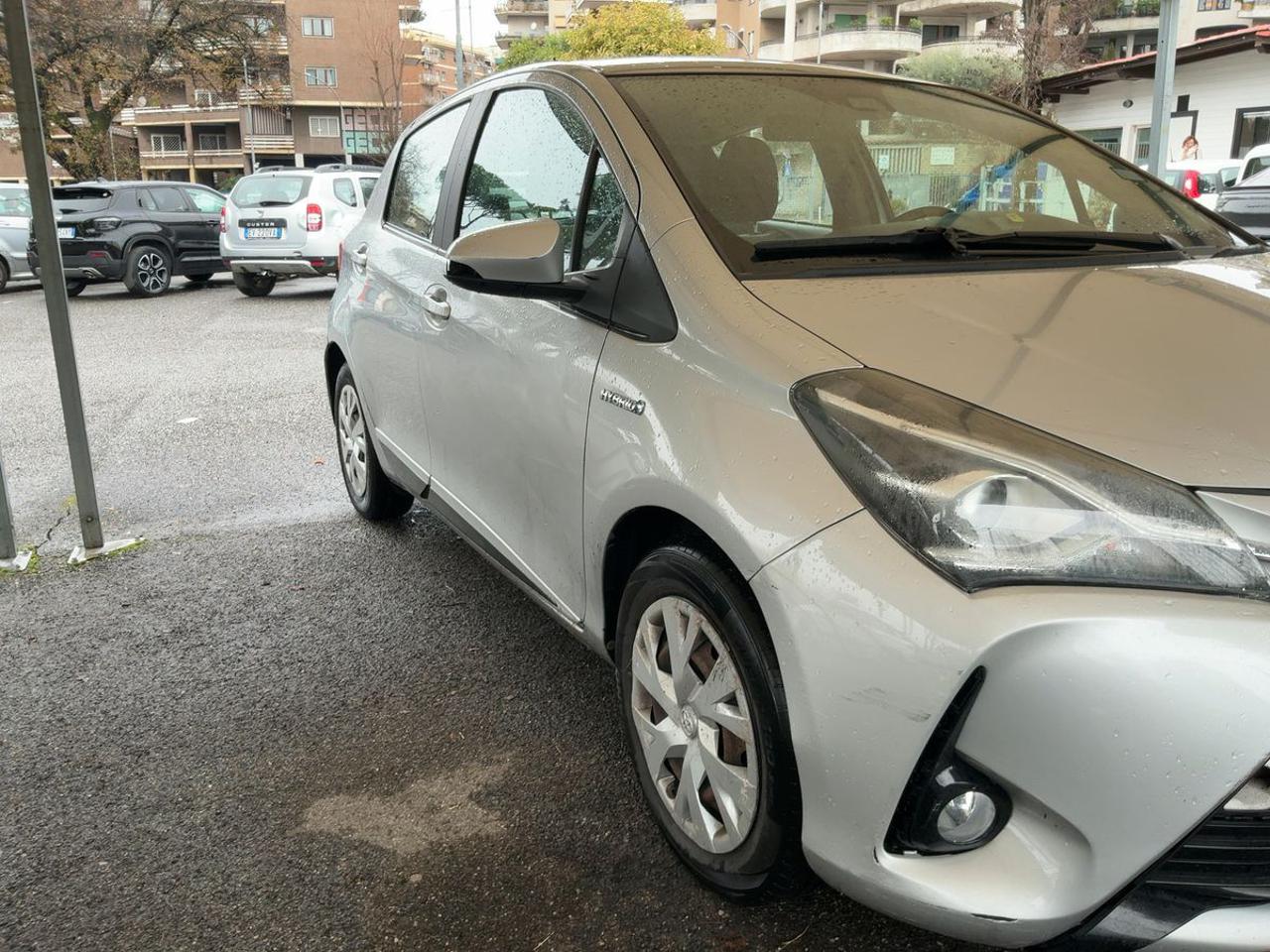 TOYOTA Yaris 1.5 Hybrid 5 porte Active - 4
