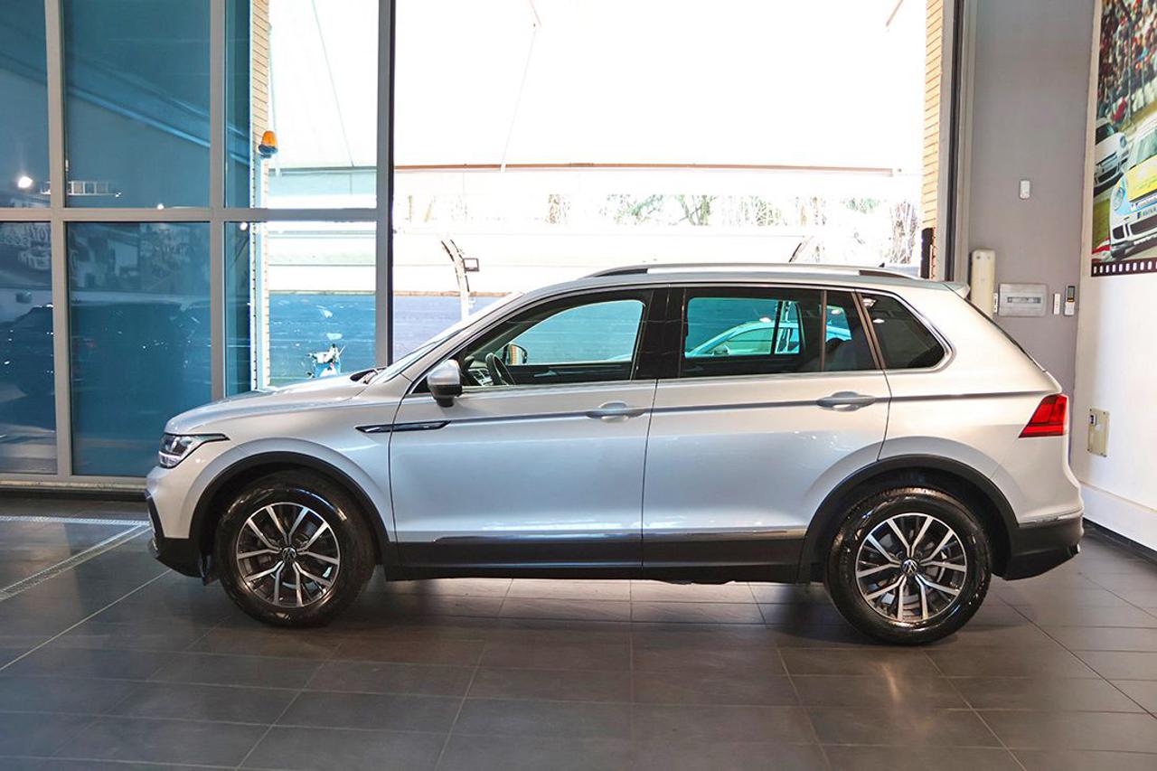 VOLKSWAGEN Tiguan 2.0 TDI 150cv SCR DSG Life - 3