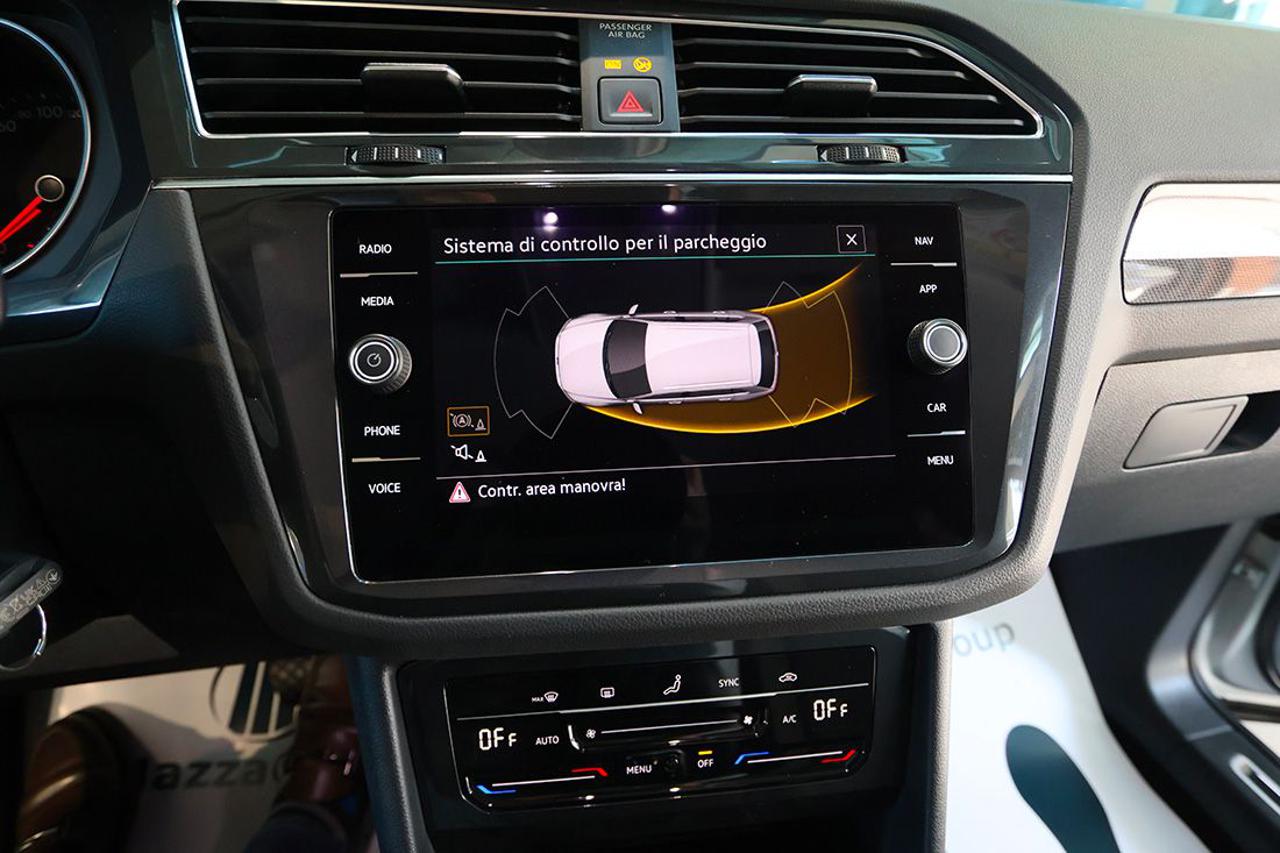 VOLKSWAGEN Tiguan 2.0 TDI 150cv SCR DSG Life - 24