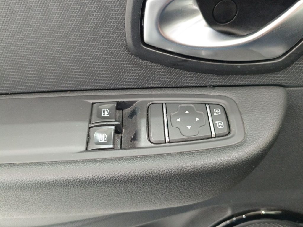 RENAULT Clio dCi 8V 75 CV 5 porte Business - 18