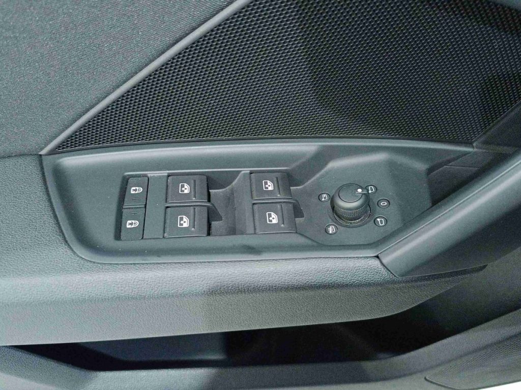 AUDI A3 SPB 30 TDI Business Advanced - 20